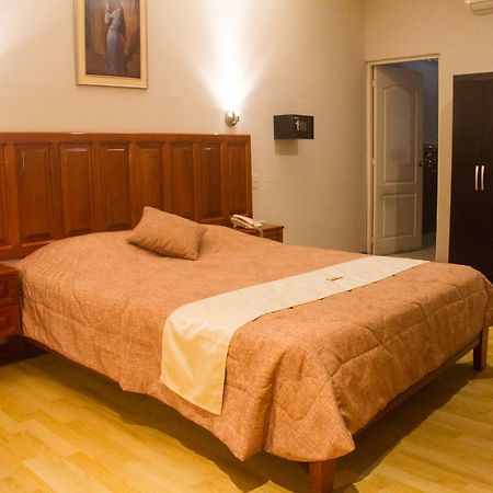 Hotel Safari Iquitos Eksteriør bilde