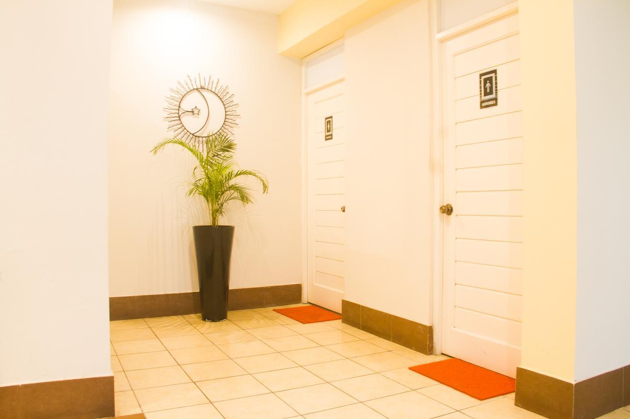 Hotel Safari Iquitos Eksteriør bilde