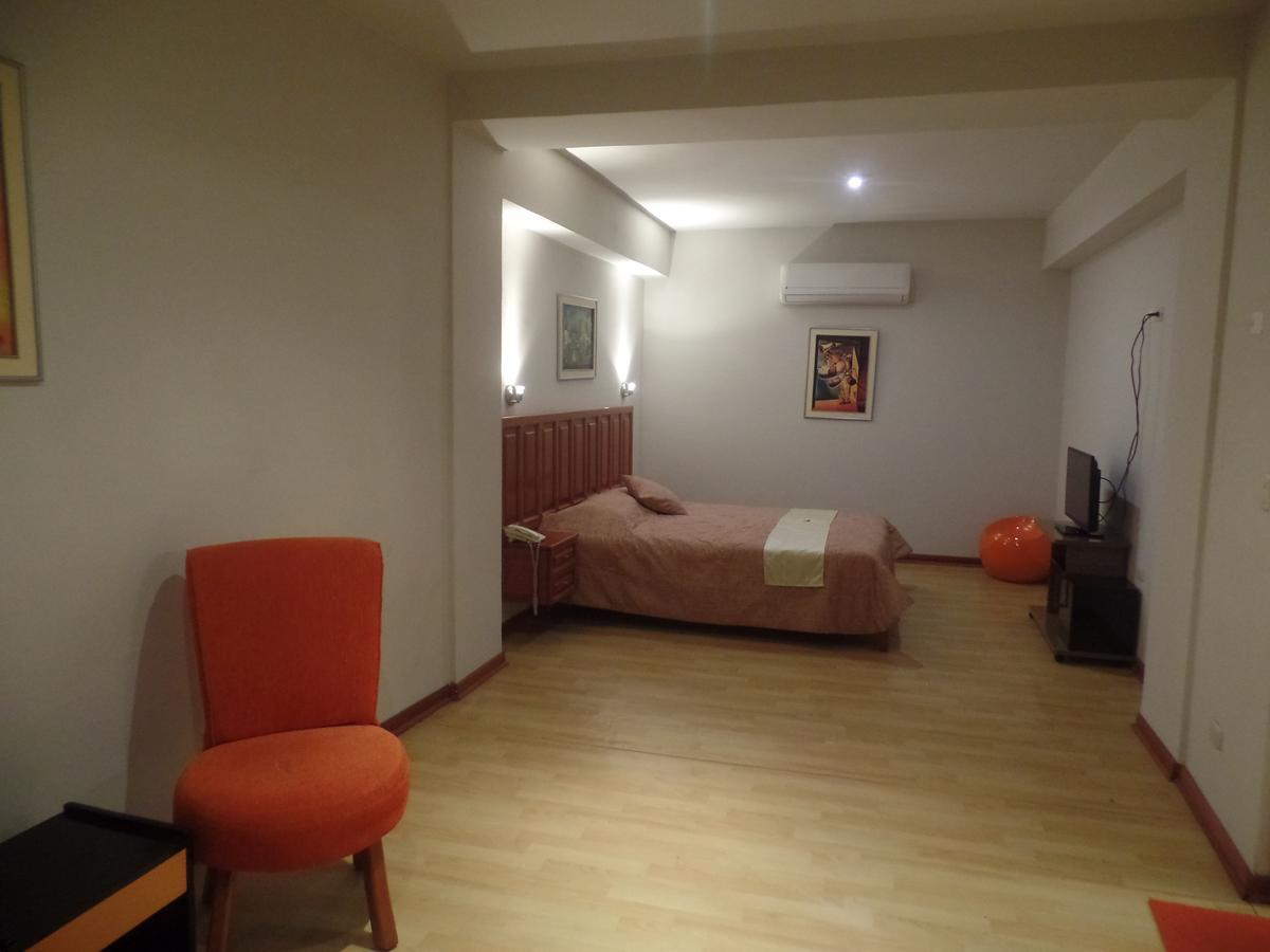 Hotel Safari Iquitos Eksteriør bilde